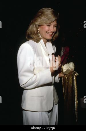 Diane Sawyer 1990 Credit: Ralph Dominguez/MediaPunch Stock Photo - Alamy