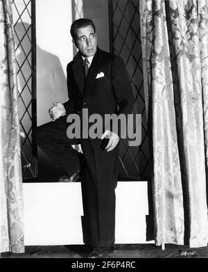 HUMPHREY BOGART in THE TWO MRS. CARROLLS 1947 director PETER GODFREY original play Martin Vale gowns for Barbara Stanwyck by Edith Head producer Mark Hellinger Warner Bros. Stock Photo