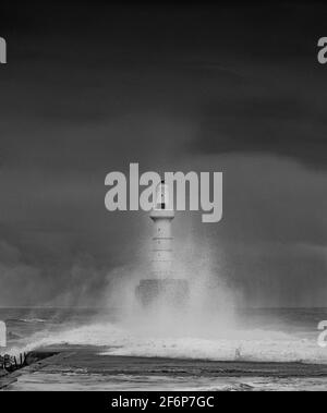 Stormy seas, Aberdeen south breakwater Stock Photo