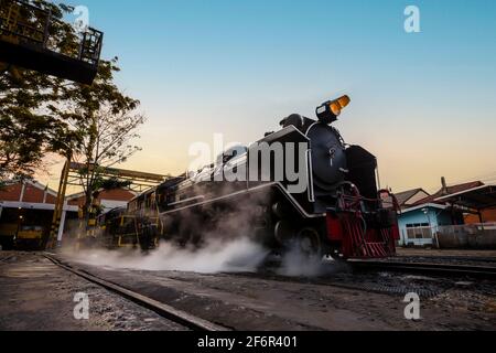 SRT Pacific steam locomotive No.824 and 850 at Thonburi train depot to prepare for check and maintenance. Stock Photo