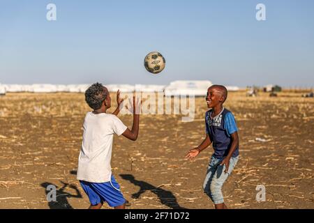 Ethiopian refugees migrated to Sudan and live in refugee camp Stock Photo