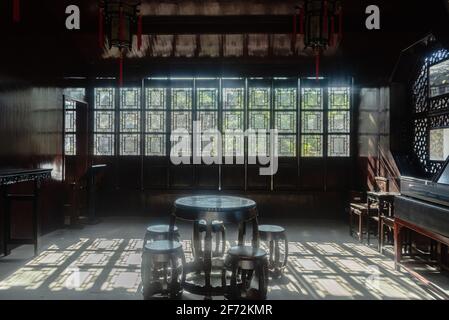 Inside traditional chinese tea house in Hangzhou, China Stock Photo - Alamy