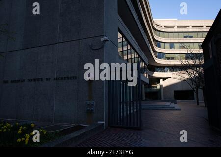 Washington, USA. 27th Jan, 2020. A general view of the American Institute of Architects (AIA) in Washington, DC, on Saturday, April 3, 2021, amid the coronavirus pandemic. This week vaccination rates in the U.S. continued to speed up, as many states saw a worrying rise in confirmed COVID-19 case numbers. (Graeme Sloan/Sipa USA) Credit: Sipa USA/Alamy Live News Stock Photo