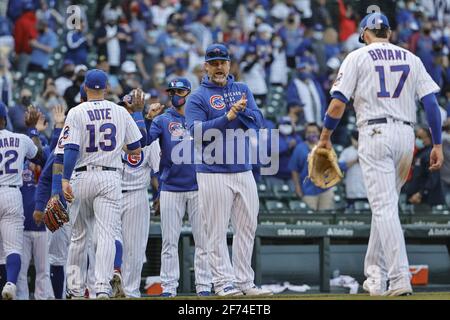 Chicago, United States. 04th Apr, 2021. Chicago Cubs' manager David Ross applauds his team after defeating the Pittsburgh Pirates at Wrigley Field on Sunday, April 4, 2021 in Chicago. Photo by Kamil Krzaczynski/UPI Credit: UPI/Alamy Live News Stock Photo