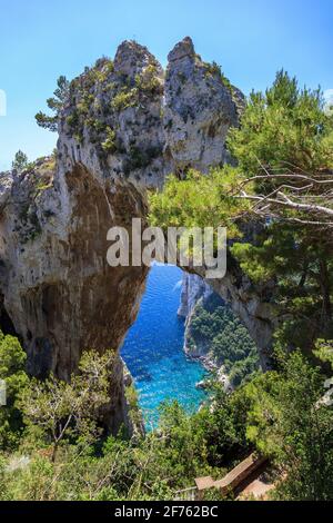 The Arco Naturale (Arch Natural) on Capri, Italy, as viewed from nearby  viewing area Stock Photo - Alamy