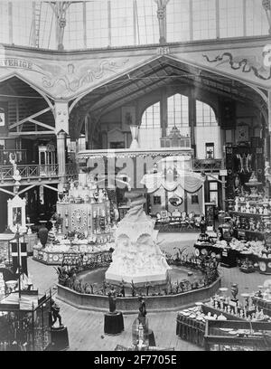 The industrial rate at the industrial exhibition in Kungsträdgården, Stockholm 1866. Molins fountain. Sweden's part of the exhibition hall. Stock Photo