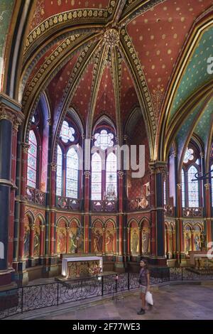 France, Pyrenees Atlantiques, Bayonne, Cathedral Sainte Marie or Notre Dame de Bayonne in a radiant Gothic style, the Saint Pierre chapel in the ambulatory Stock Photo