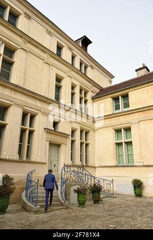 France, Aisne, Château-Thierry, Jean de La Fontaine Museum - city of Chateau-Thierry in the birthplace of the poet and writer, the Renaissance facade and the steps on the courtyard side Stock Photo