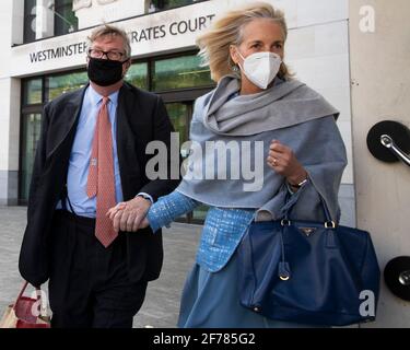 28/09/2020. London, UK. Hedge fund manager Crispin Odey departs Westminster Magistrates Court after denying indecently assaulting a woman more than 20 years ago. The Tory donor, 61, was charged on 14 May this year over an alleged incident at an address in Chelsea, west London, in 1998. The Metropolitan police said Odey is alleged to have indecently assaulted Òa woman over 16 years of ageÓ on or around 13 July 1998 at an address in Swan Walk, Chelsea. The influential financier and founder of Odey Asset Management was a high-profile backer of the Brexit campaign, who donated more than £870,000 t Stock Photo