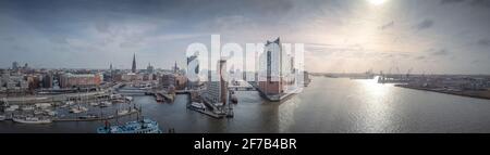 Panorama of the Hamburg skyline in the morning Stock Photo