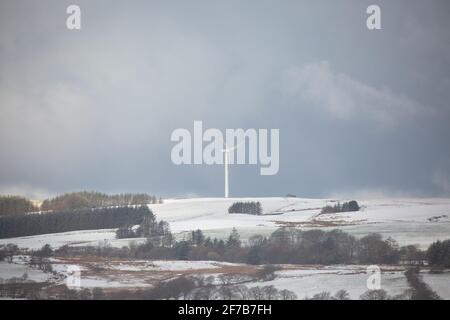 Near Tynygraig, Ceredigion, Wales, UK. 06th April 2021 UK Weather: Cold morning as areas of Ceredigion in mid Wales gets a white covering of snow. Photo taken near Tynygraig. © Ian Jones/Alamy Live News Stock Photo