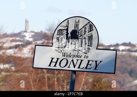 Welcome to Honley sign Stock Photo