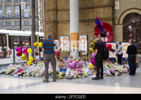 Manchester, UK. 23rd May 2018. A year and a day after the Manchester Arena terrorist bombing, in which 22 people died and over 800 were injured. Stock Photo