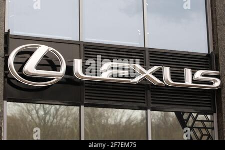 Kiev, Ukraine. 06th Apr, 2021. Chloé logo seen over the entrance to their  brand store in Kiev. (Photo by Pavlo Gonchar/SOPA Images/Sipa USA) Credit:  Sipa USA/Alamy Live News Stock Photo - Alamy