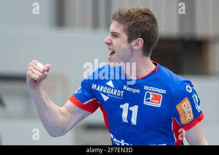 Balingen, Germany. 01st Apr, 2021. Handball: Bundesliga, HBW Balingen-Weilstetten - HSG Nordhorn-Lingen at the Sparkassen Arena. Balingen's Tim Nothdurft cheers. Credit: Tom Weller/dpa/Alamy Live News Stock Photo