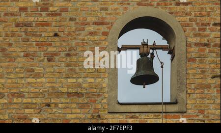 Vintage cast iron bell made by the Ross Meehan Foundry Co. in