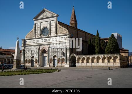 Florence, Italy. 31st Mar, 2021. (3/31/2021) Covid-19 lockdown in Italy, Florence is in the high-risk red zone, the square of Santa Maria Novella is deserted (Photo by Federico Neri/Pacific Press/Sipa USA) Credit: Sipa USA/Alamy Live News Stock Photo