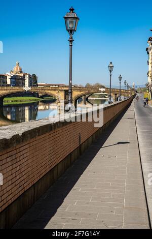 Florence, Italy. 31st Mar, 2021. (3/31/2021) Covid-19 lockdown in Italy, Florence is in the high-risk red zone, the Lungarno almost completely deserted (Photo by Federico Neri/Pacific Press/Sipa USA) Credit: Sipa USA/Alamy Live News Stock Photo