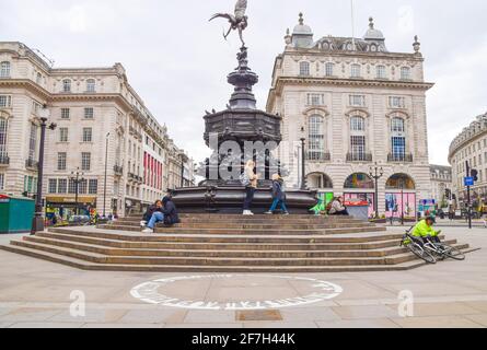 London, UK. 07th Apr, 2021. New busking pitch in Piccadilly Circus, London.Under new rules, street performers in Westminster have to apply for a licence and can only perform in the designated pitch. (Photo by Vuk Valcic/SOPA Images/Sipa USA) Credit: Sipa USA/Alamy Live News Stock Photo