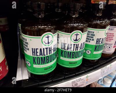 Close-up of a row of Health-Ade Kombucha probiotic tea bottles on a shelf in Walnut Creek, California, February 13, 2021. (Photo by Smith Collection/Gado/Sipa USA) Stock Photo