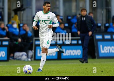 Milan, Italy. 07th Apr, 2021. Rogerio (US Sassuolo Calcio) during Inter - FC Internazionale vs US Sassuolo, Italian football Serie A match in Milan, Italy, April 07 2021 Credit: Independent Photo Agency/Alamy Live News Stock Photo