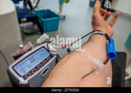 London, UK. 8th Apr, 2021. A blood donation to the West End Donor Centre - Blood is still required by the NHS and therefore donation centres are still open with increased social distancing. Credit: Guy Bell/Alamy Live News Stock Photo