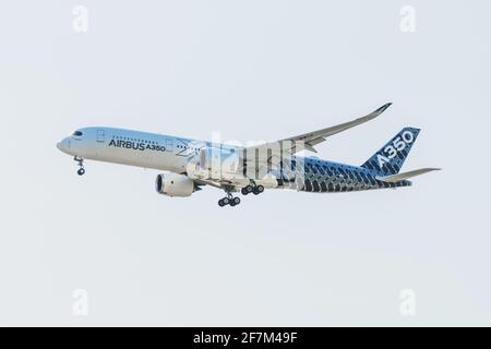 Airbus a350-900 XWB show flights. Russia, Moscow region Zhukovsky, airport Ramenskoe. Aviasalon MAKS 2019. 30 august 2019 Stock Photo