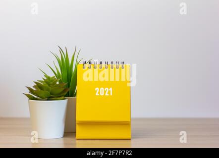 Tear-off calendar for 2021. Desktop calendar for planning, assigning, organizing, and managing each date Stock Photo