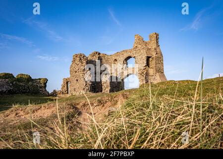 Ruins of Pennard castle on the Gower peninsula, Three Cliffs Bay, Swansea, South Wales, UK Stock Photo