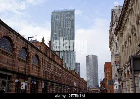 The View Of The Beetham Tower Down The LNE Railway Railway Building On Deansgate Peter Street With The Great Northern Railway Building Located behind Stock Photo