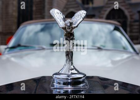 'Spirit of Ecstasy' figurine mounted on a Rolls Royce Silver Shadow II Stock Photo