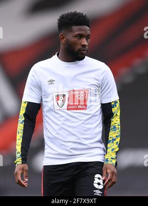 Vitality Stadium, Bournemouth, Dorset, UK. 10th Apr, 2021. English Football League Championship Football, Bournemouth Athletic versus Coventry City; Jefferson Lerma of Bournemouth warms up Credit: Action Plus Sports/Alamy Live News Stock Photo
