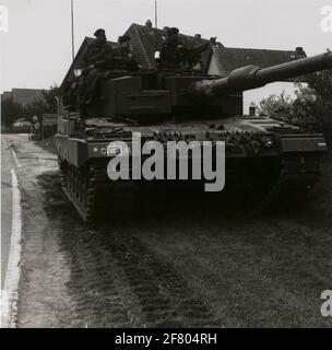 Leopard tank during an army exercise, Tyrol Stock Photo - Alamy