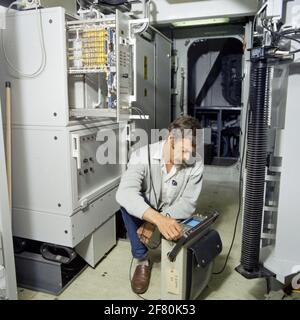 Navy of the Marine Electronic and Optical Company (Meob) on board to work at work in June 1989. Stock Photo