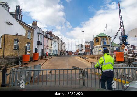 Crossing the River Medina in Cowes on the chain ferry Stock Photo