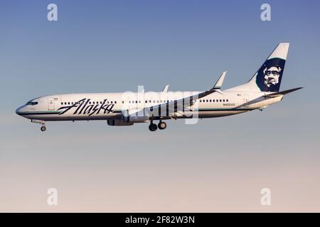 Los Angeles, USA – 21. February 2016: Alaska Airlines Boeing 737-900 at Los Angeles airport (LAX) in the United States. Boeing is an aircraft manufact Stock Photo
