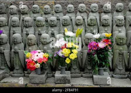 Jinzo statues, Jizo- bosatsu, rabbit dera temple, Kamakura, Japan Stock Photo