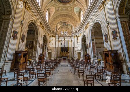 Interior sight in the Chiesa delle Santissime Stimmate di San Francesco. Rome, Italy, April-08-2021 Stock Photo