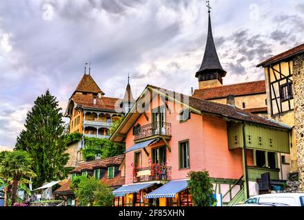 Traditional houses in Spiez, Switzerland Stock Photo