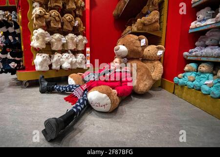 Hamleys big clearance teddy