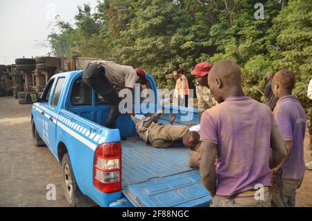Road accident victims being taken to the hospital, Oyo State, Nigeria. Stock Photo