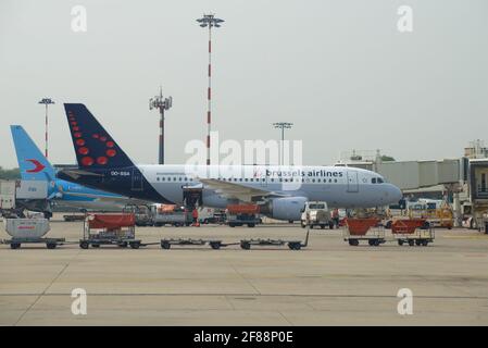 MILAN, ITALY-SEPTEMBER 29, 2017: Airbus A319-111 (OO-SSA) Brussels Airlines on the Malpensa airport Stock Photo