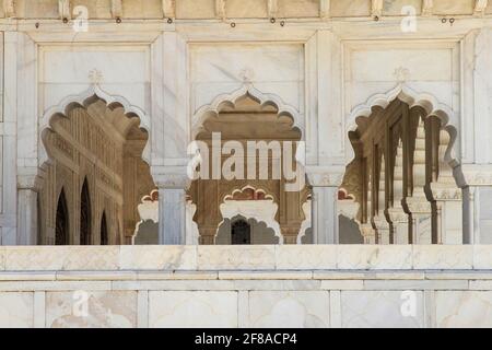 Marble arches with columns at Agra Fort, India Stock Photo