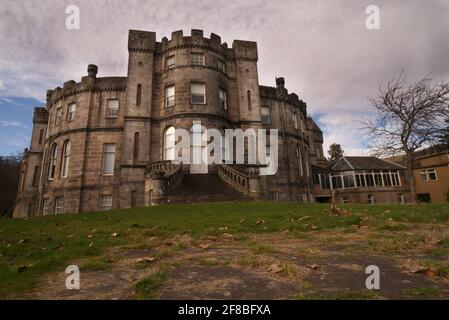 Airthrey Castle is a historic building and estate which now forms part of the buildings and grounds of the University of Stirling in central Scotland. Stock Photo