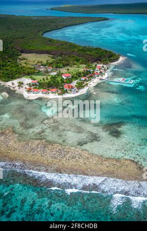 Aerial view of Turneffe Flats fishing and diving resort, Turneffe atoll, Belize Stock Photo