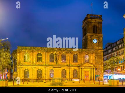 Night view of the saint ann church in Manchester, England