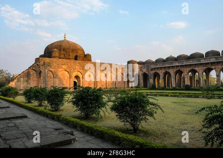 Jama Masjid is a historic mosque in Mandu, Madhya Pradesh, India. Built in Moghul style of architecture. Stock Photo