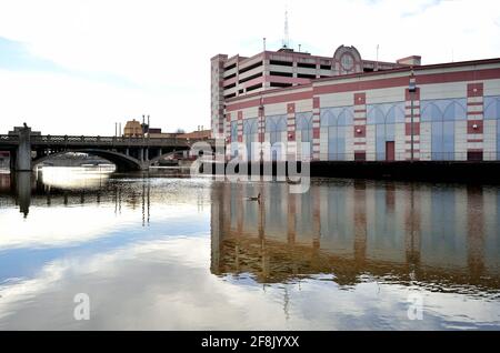 Aurora, Illinois, USA. The Hollywood Casino on the shore of the Fox River. Stock Photo