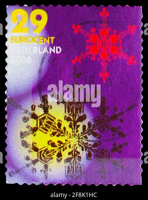 MOSCOW, RUSSIA - OCTOBER 7, 2019: Postage stamp printed in Netherlands shows Snow Crystals, December Stamps serie, 29 ct - Euro cent, circa 2006 Stock Photo