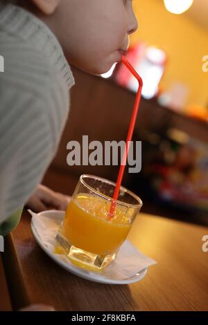 Fresh orange juice for toddlers best sale